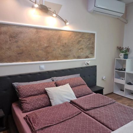 Уютен Апартамент Близо До Морето Igroeg Burgas Exterior foto