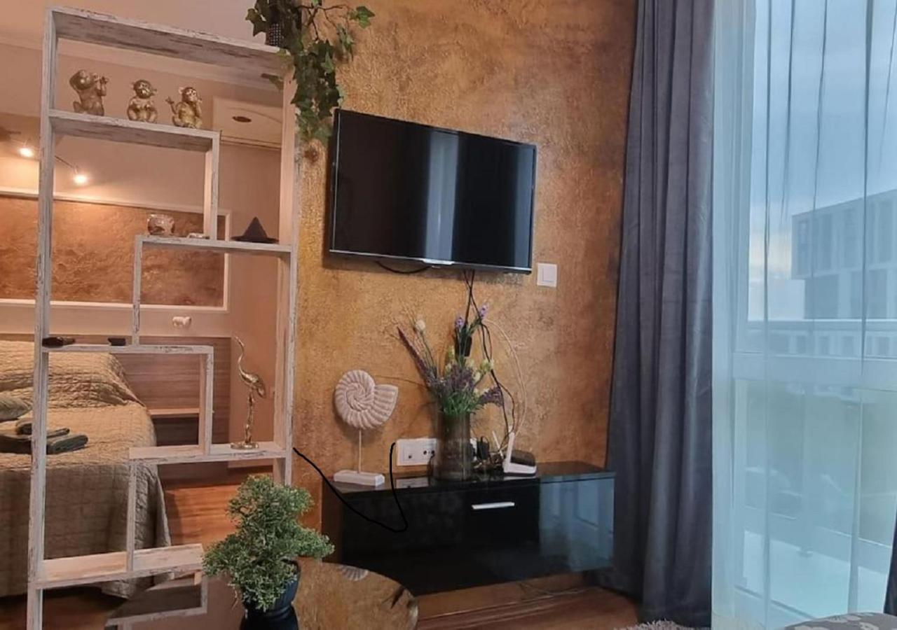 Уютен Апартамент Близо До Морето Igroeg Burgas Exterior foto